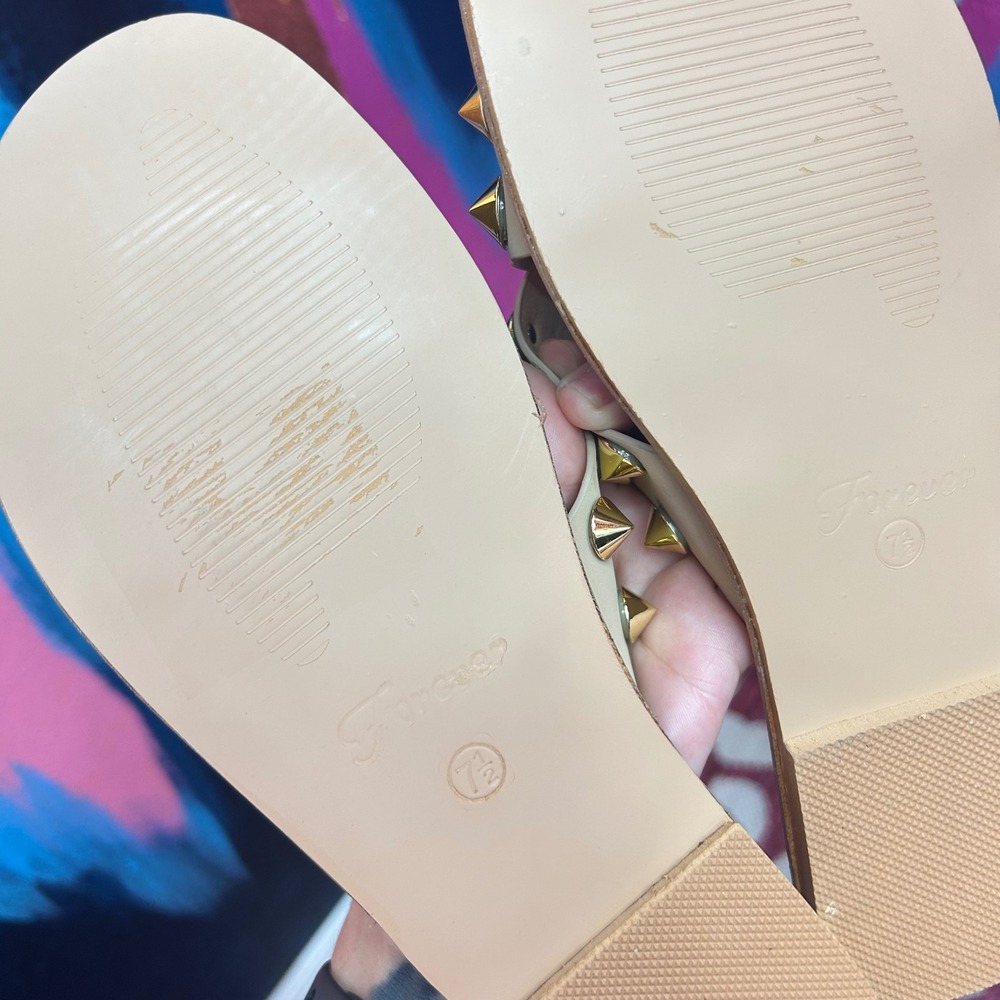 Forever Women 7.5 Sandals Taupe Studded Criss Cross Slide Dorit-68 New - Picture 3 of 6